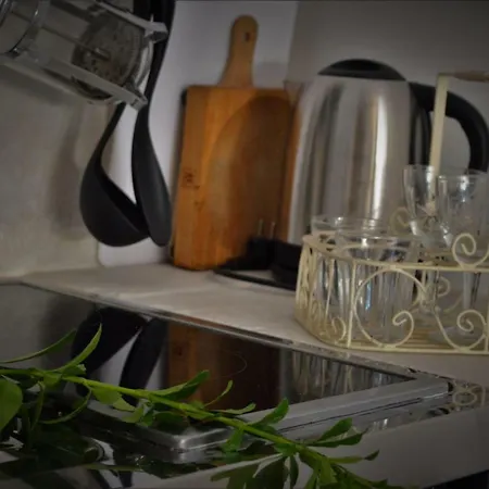 Le Sur Le Toit Bed & Breakfast Lourmarin